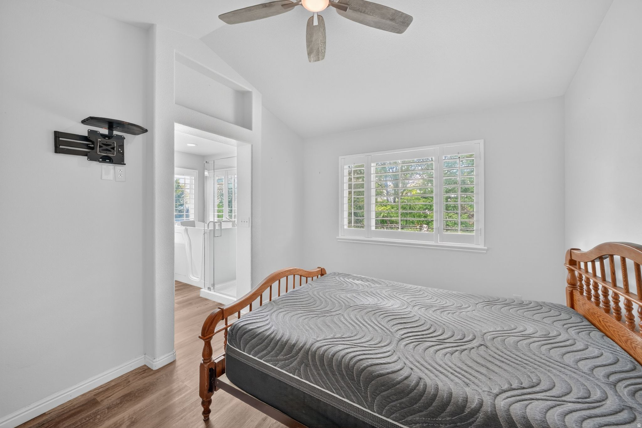HOMETOWN RANCH - Residential