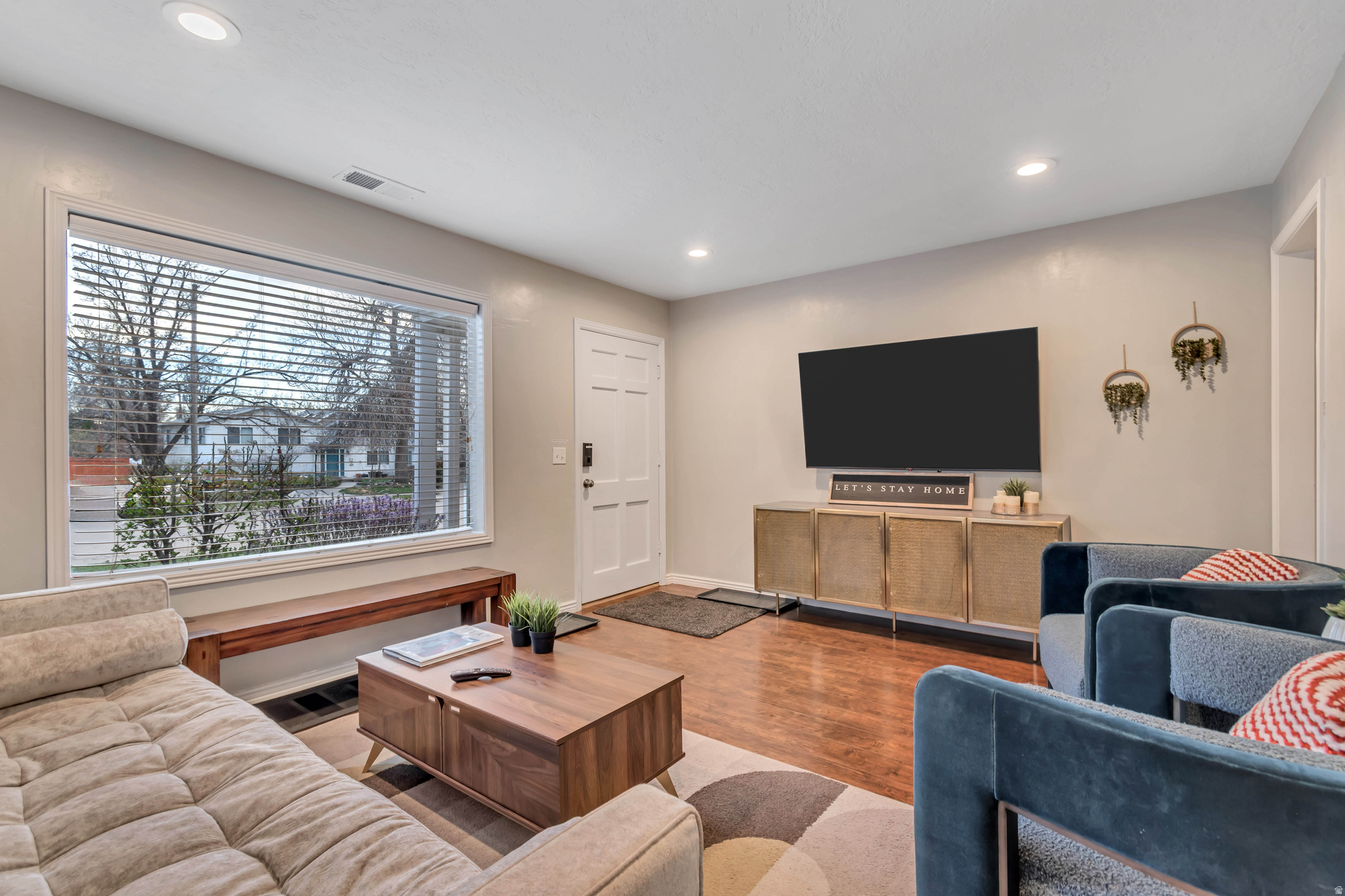 HILL CREST - Residential