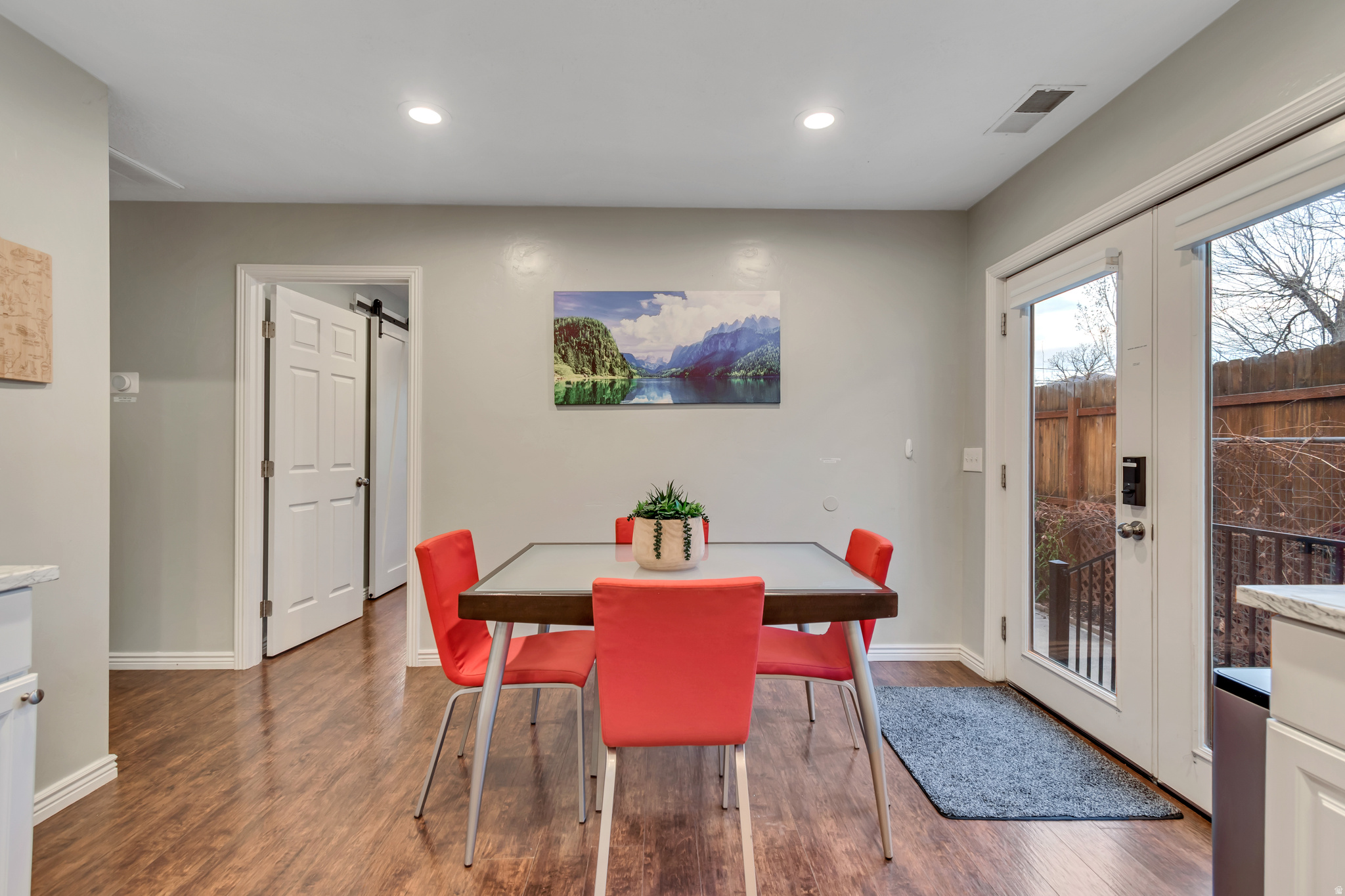 HILL CREST - Residential