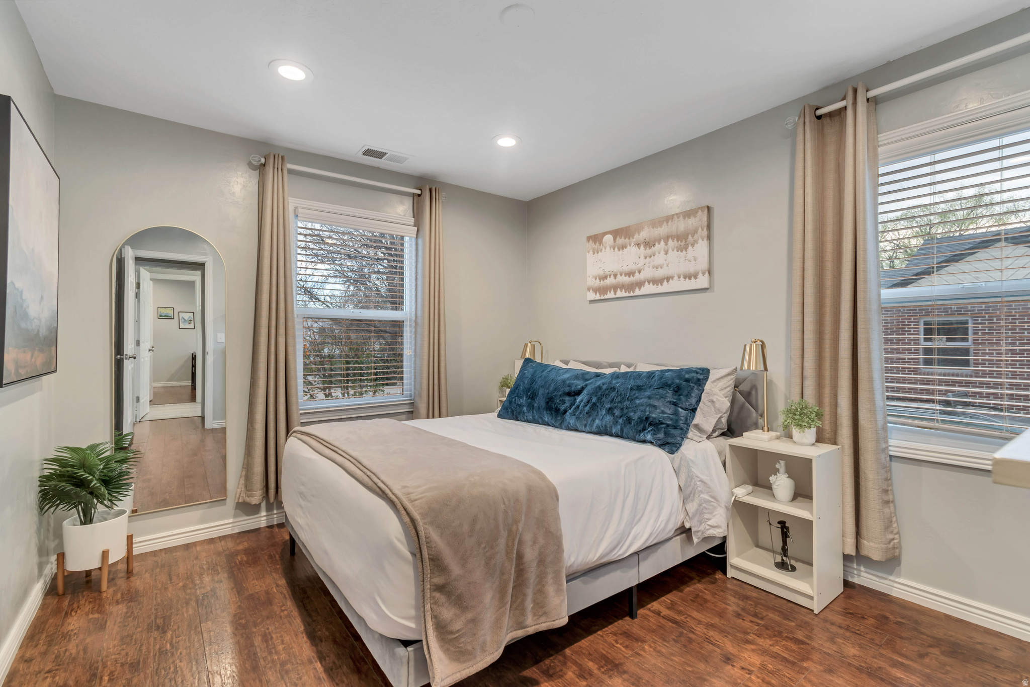 HILL CREST - Residential