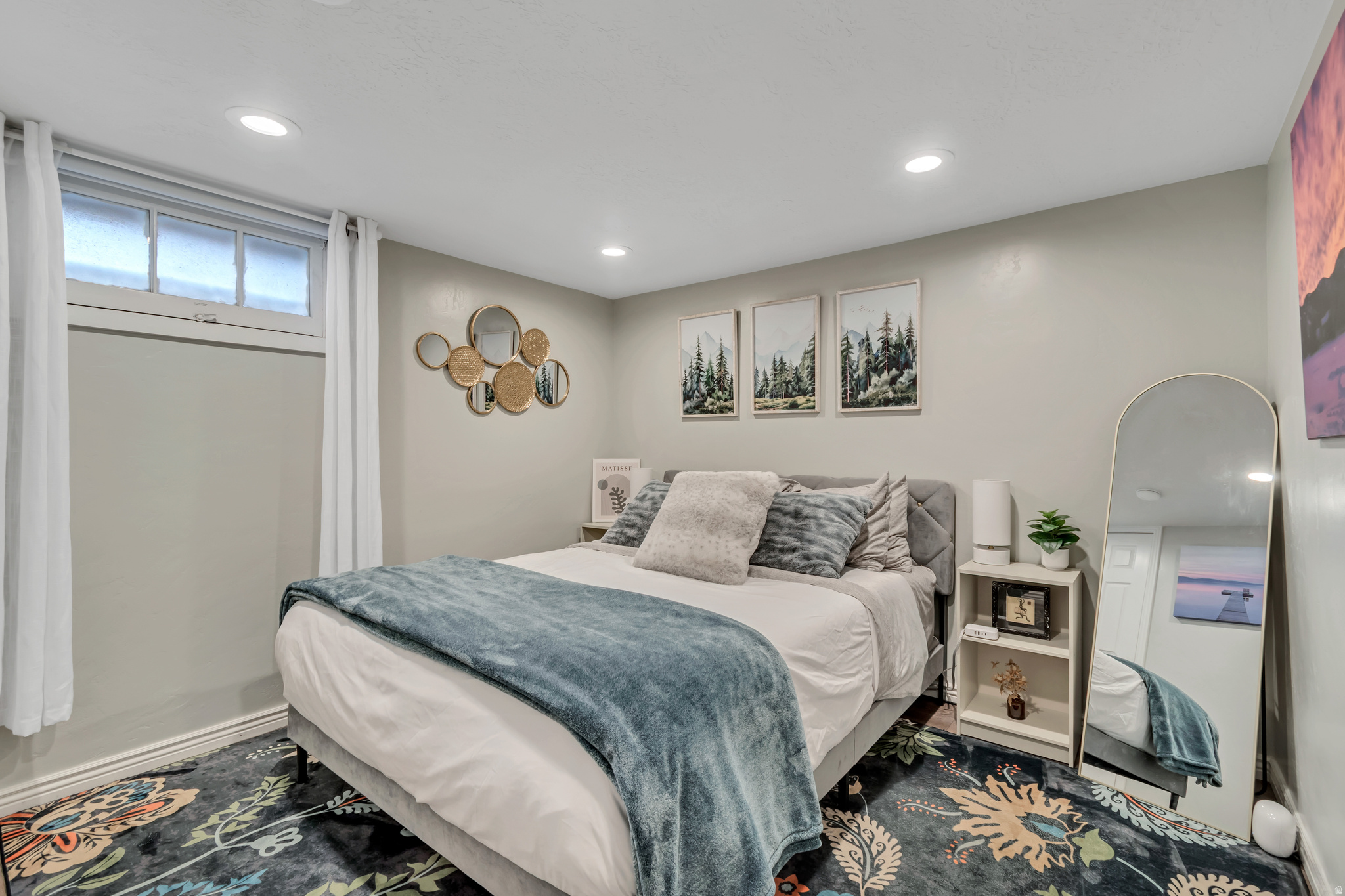 HILL CREST - Residential