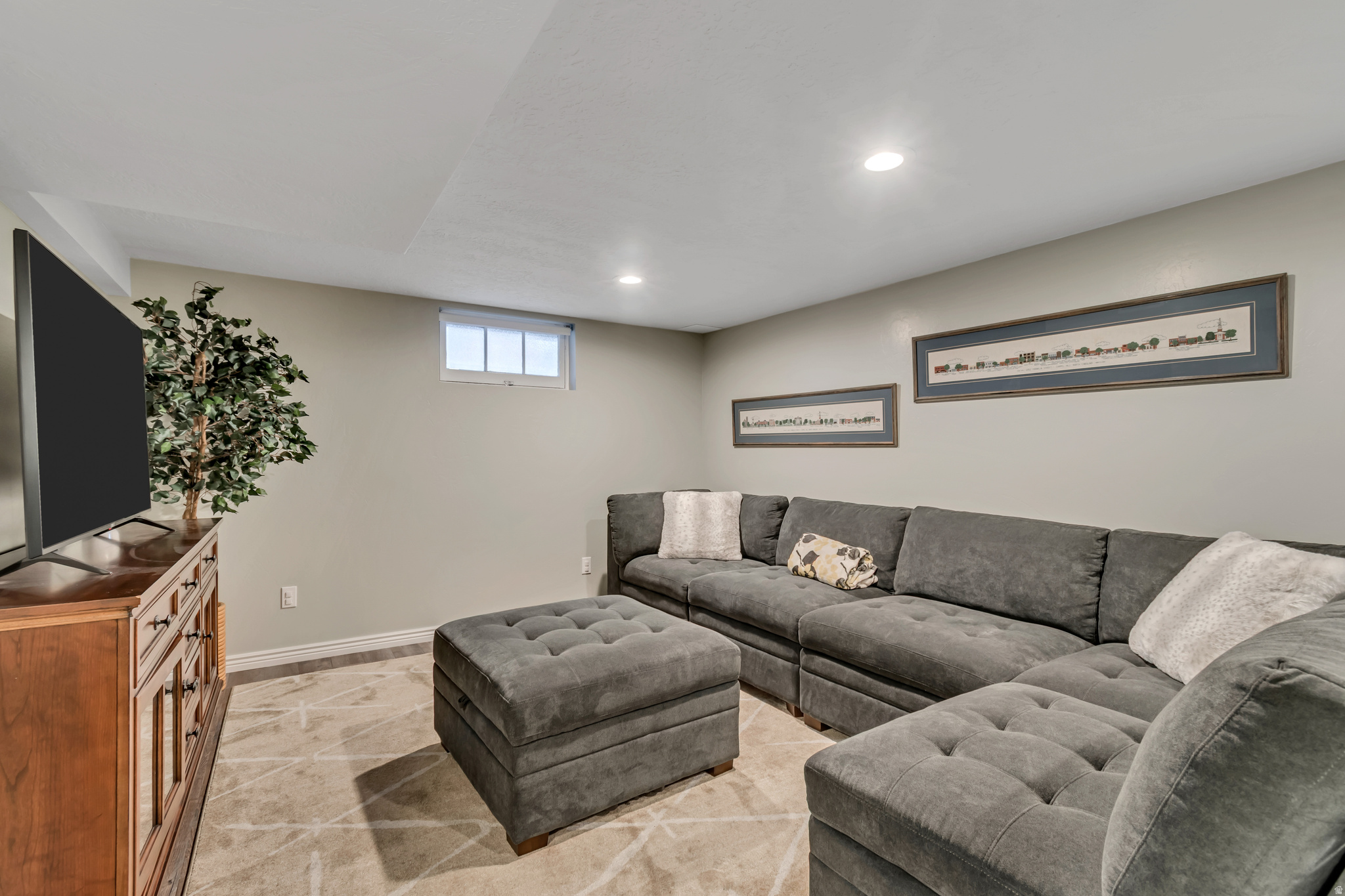 HILL CREST - Residential