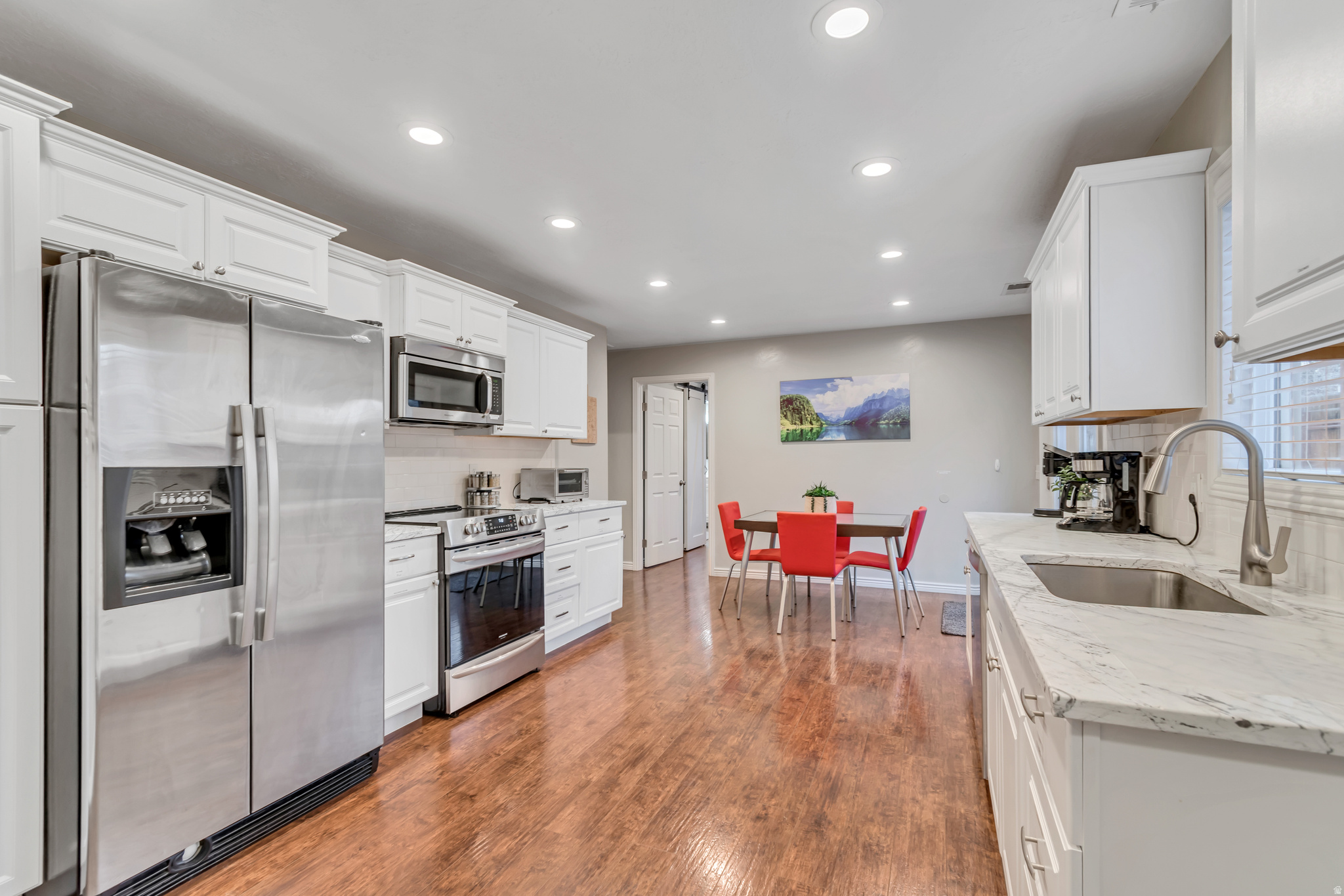 HILL CREST - Residential