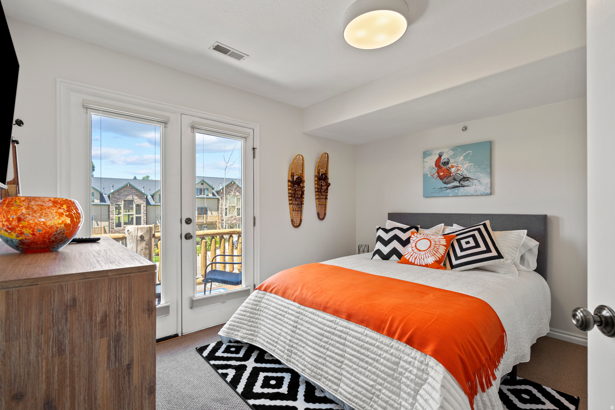 MOOSE HOLLOW - Residential