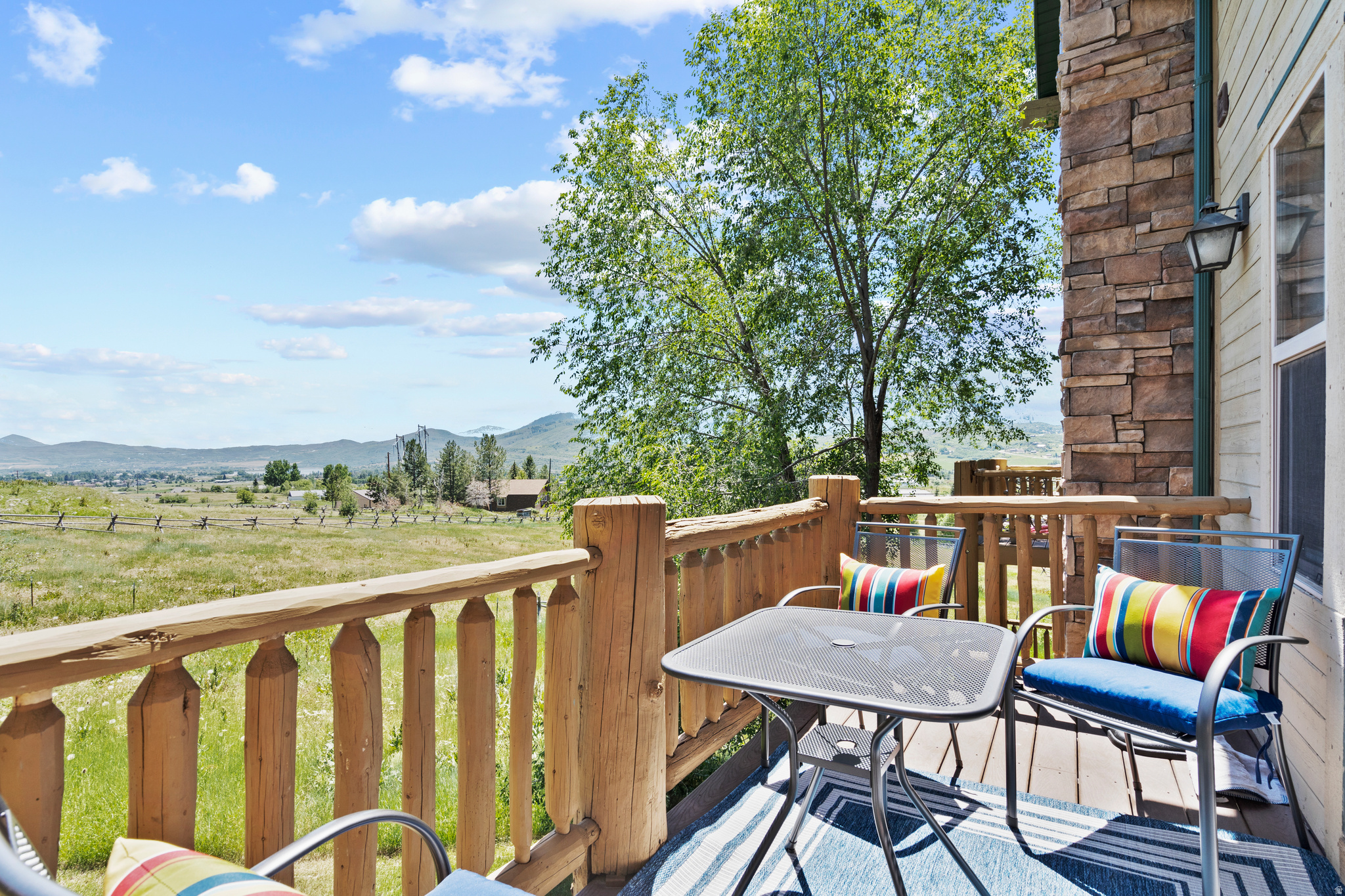 MOOSE HOLLOW - Residential