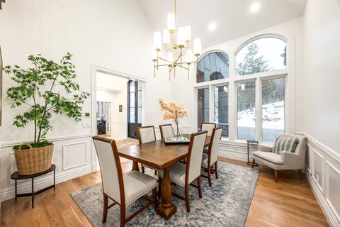 Tiny photo for 1742 E RIDGE POINT DR S, Bountiful, UT 84010 (MLS # 2142509)