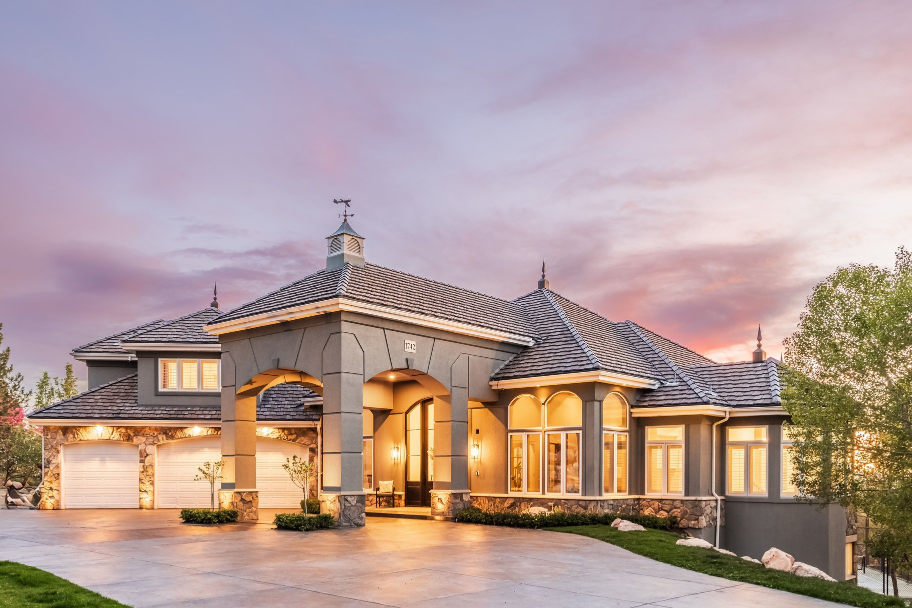 STONE RIDGE - Residential