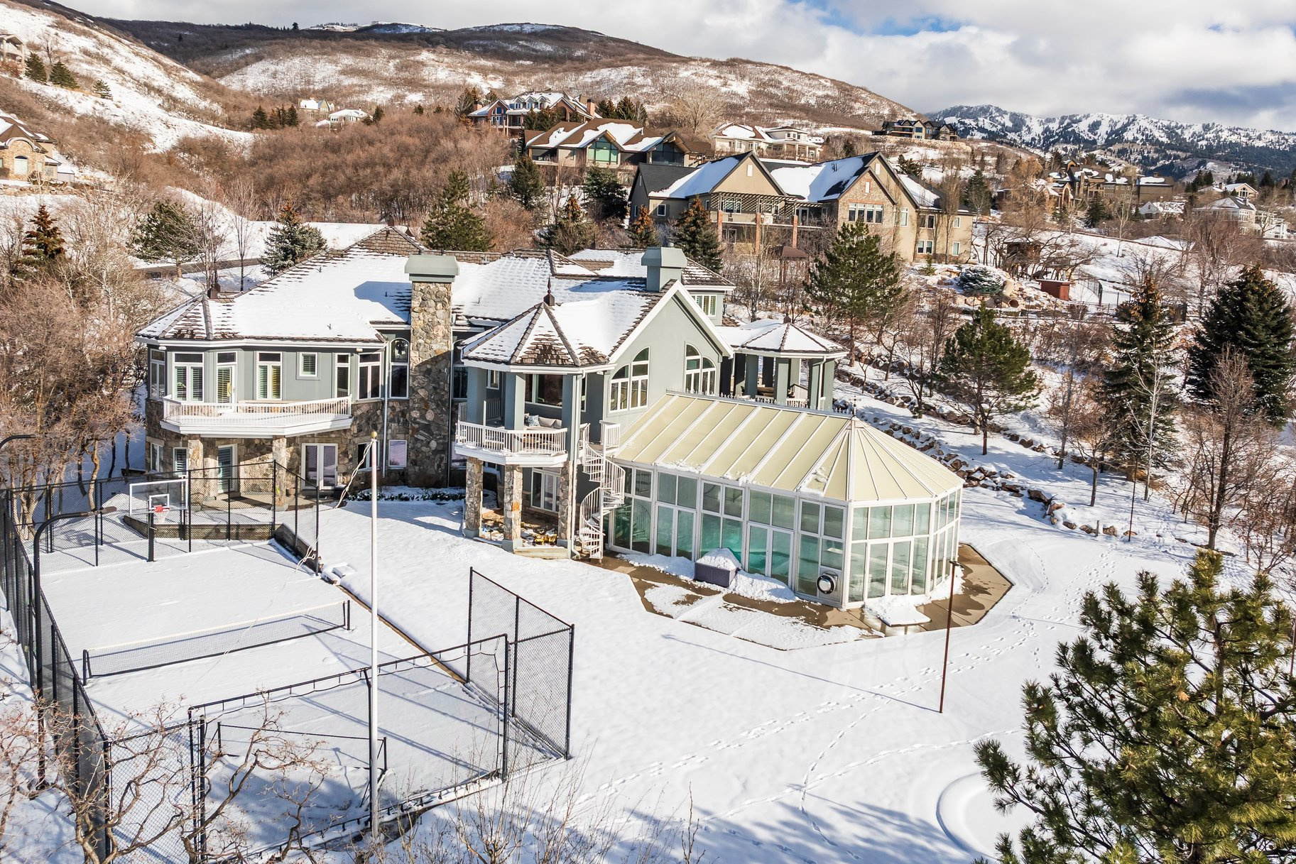 STONE RIDGE - Residential