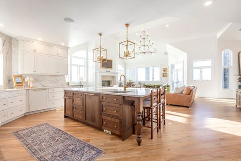 Tiny photo for 1742 E RIDGE POINT DR S, Bountiful, UT 84010 (MLS # 2142509)