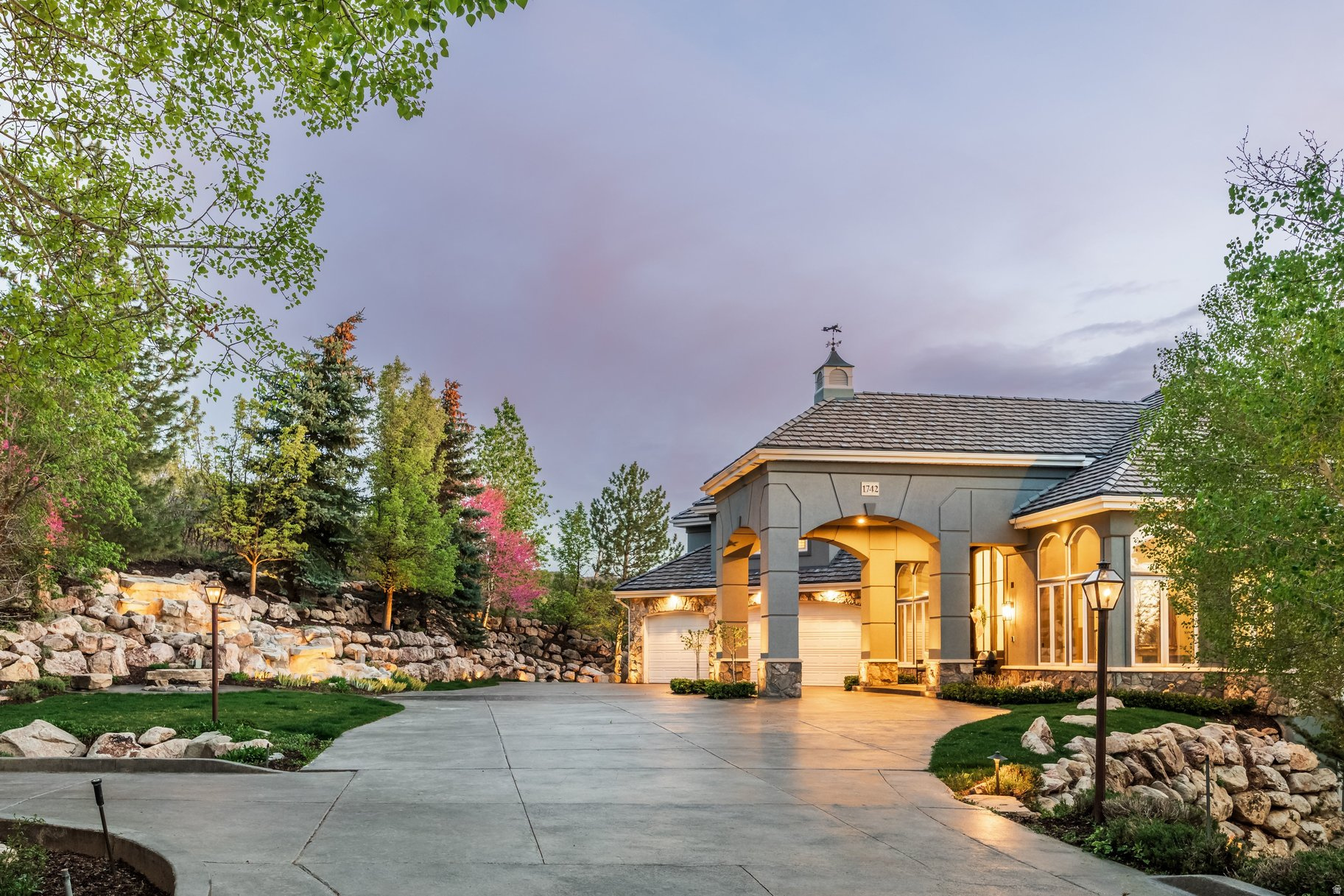 STONE RIDGE - Residential