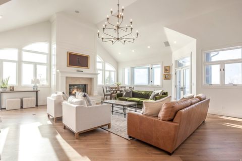 Tiny photo for 1742 E RIDGE POINT DR S, Bountiful, UT 84010 (MLS # 2142509)