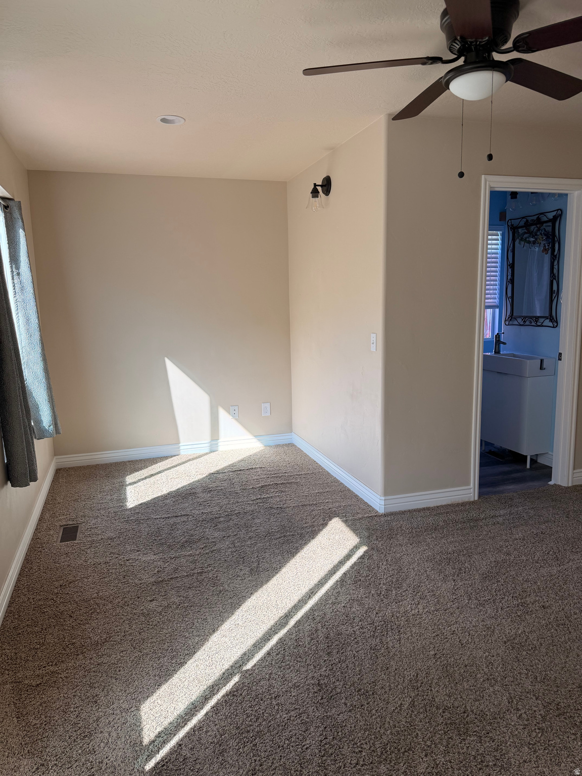 O FALLONS BLUFF - Residential