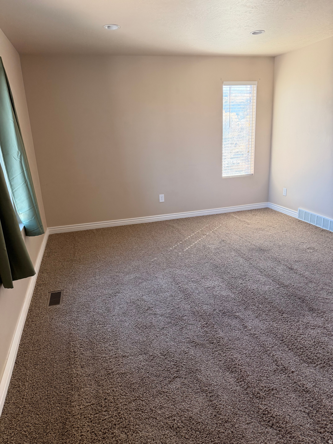 O FALLONS BLUFF - Residential