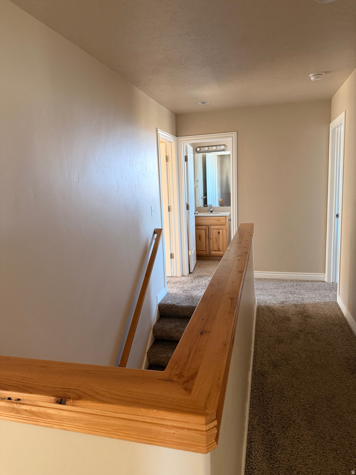 O FALLONS BLUFF - Residential