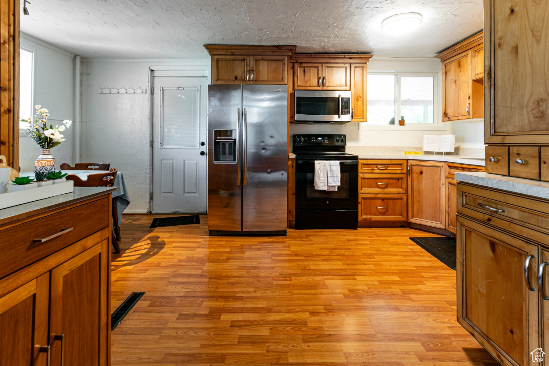 700 Valeria Dr, Layton, Utah image 9