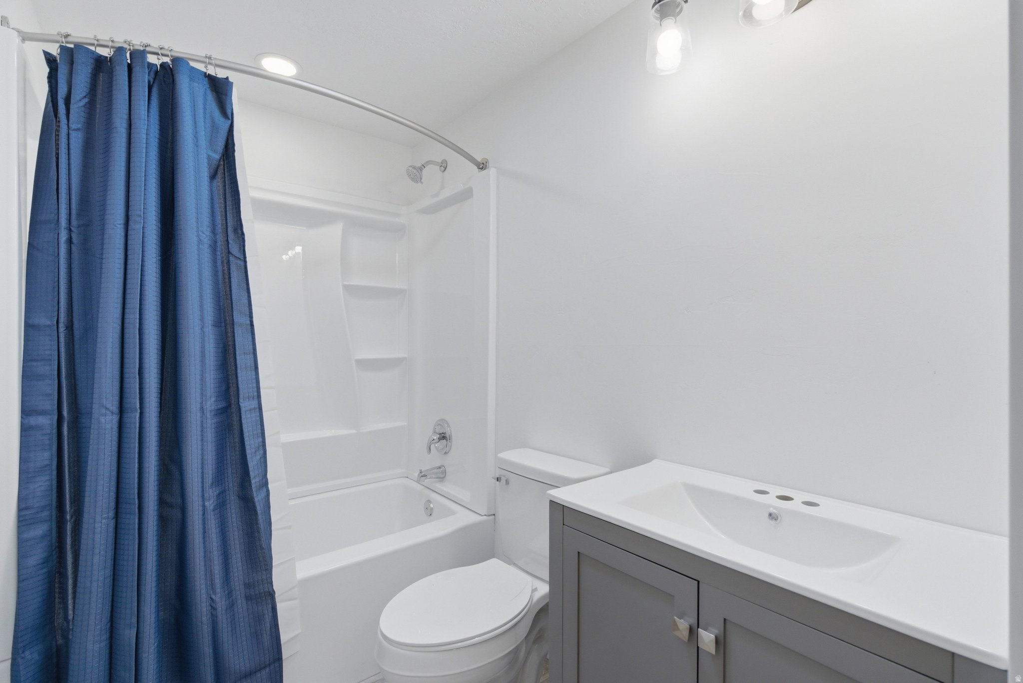 FOOTHILL VILLAGE - Residential