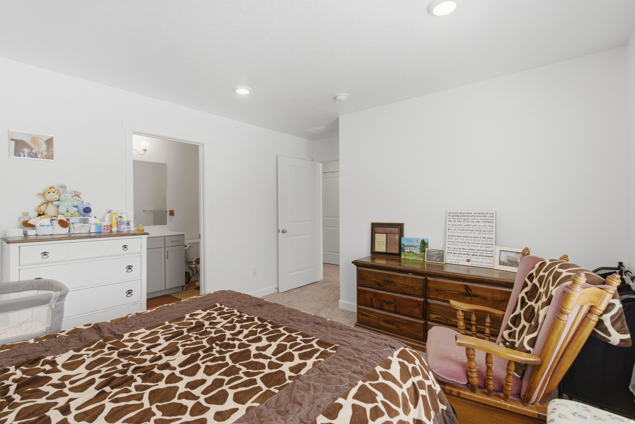 FOOTHILL VILLAGE - Residential