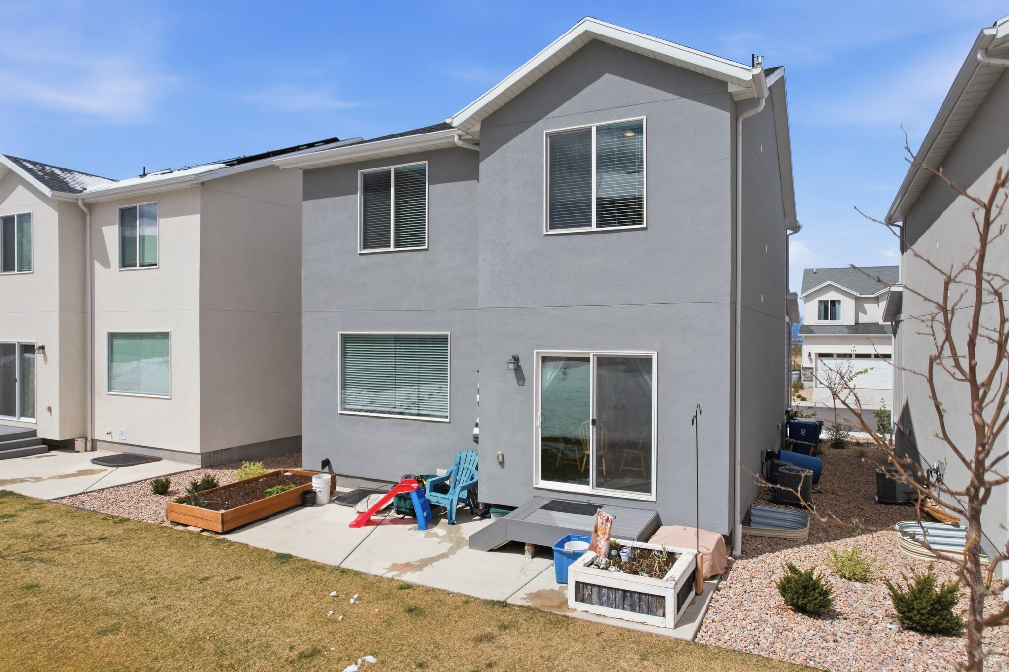 FOOTHILL VILLAGE - Residential