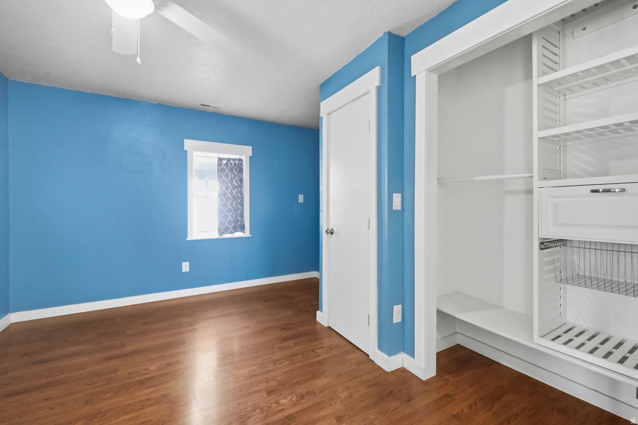 SANDY WOODS PARK - Residential