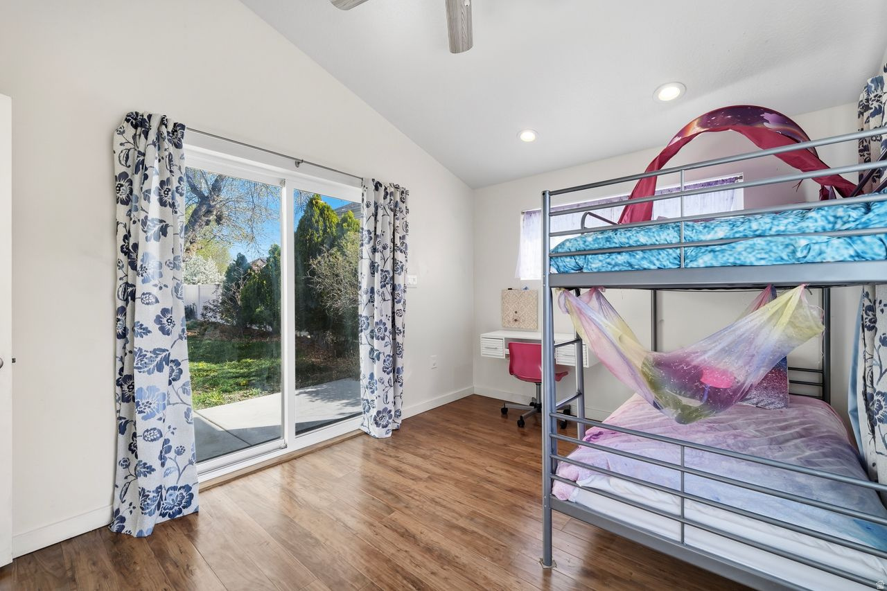 SANDY WOODS PARK - Residential