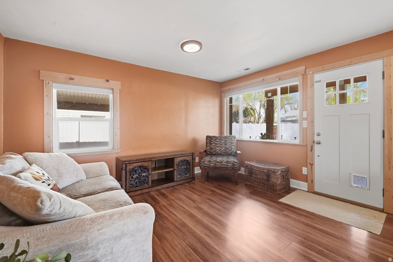 SANDY WOODS PARK - Residential