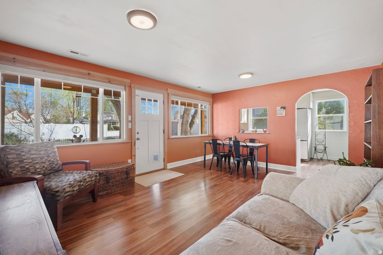 SANDY WOODS PARK - Residential