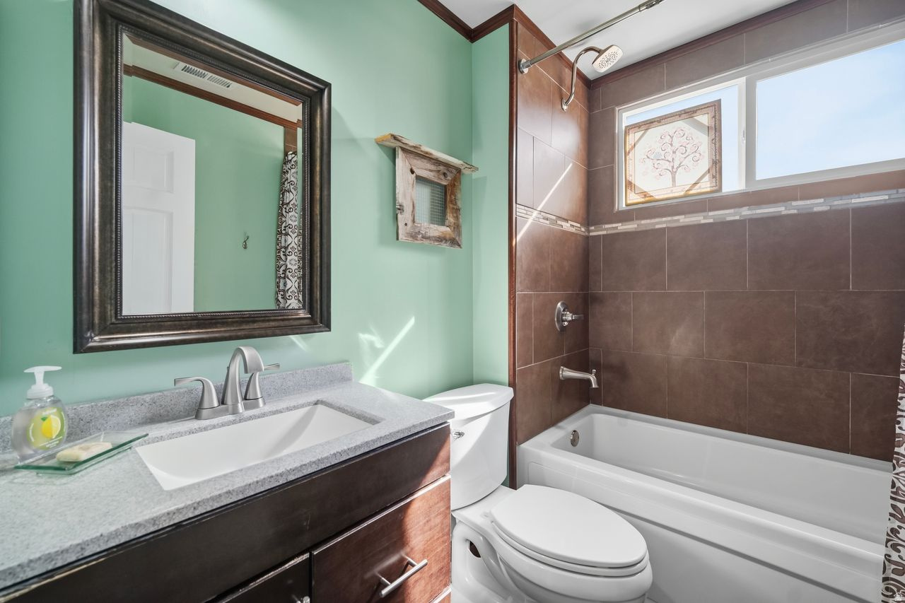 SANDY WOODS PARK - Residential