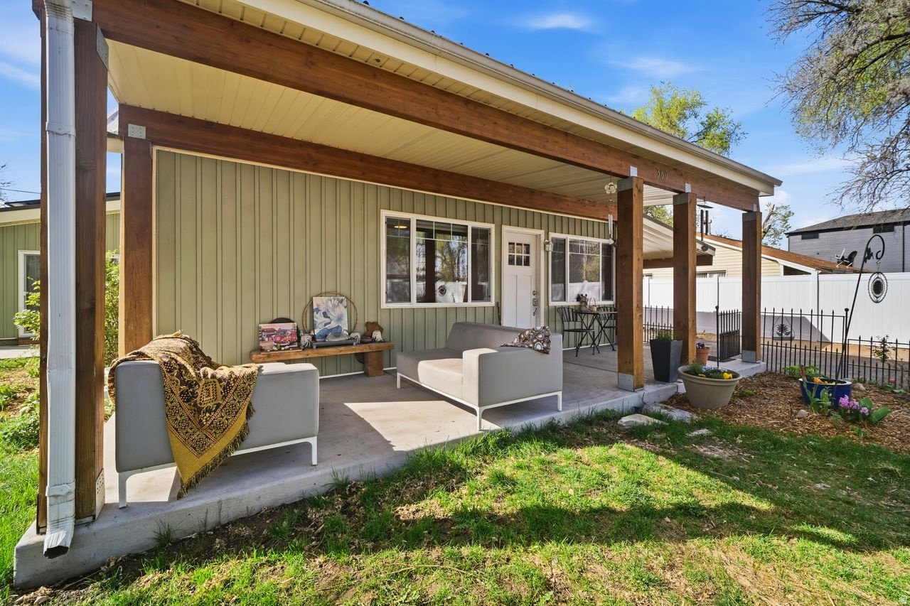 SANDY WOODS PARK - Residential