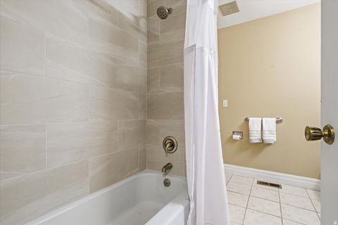 Tiny photo for 2677 E GRANDVIEW DR S, Sandy, UT 84092 (MLS # 2151703)