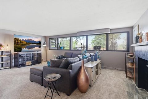 Tiny photo for 2677 E GRANDVIEW DR S, Sandy, UT 84092 (MLS # 2151703)