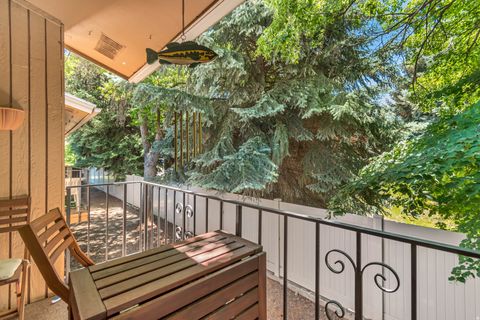 Tiny photo for 4797 S 2124 E, Holladay, UT 84117 (MLS # 2142860)