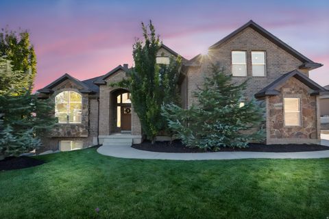 Photo of 14593 S 3400 W, Bluffdale, UT 84065 (MLS # 2122423)