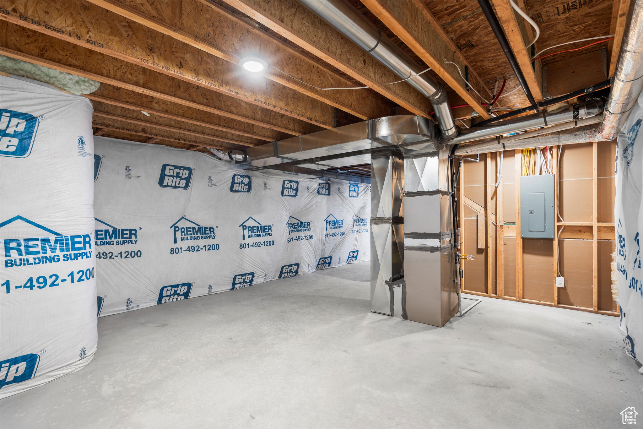 STRATTON ACRES - Residential