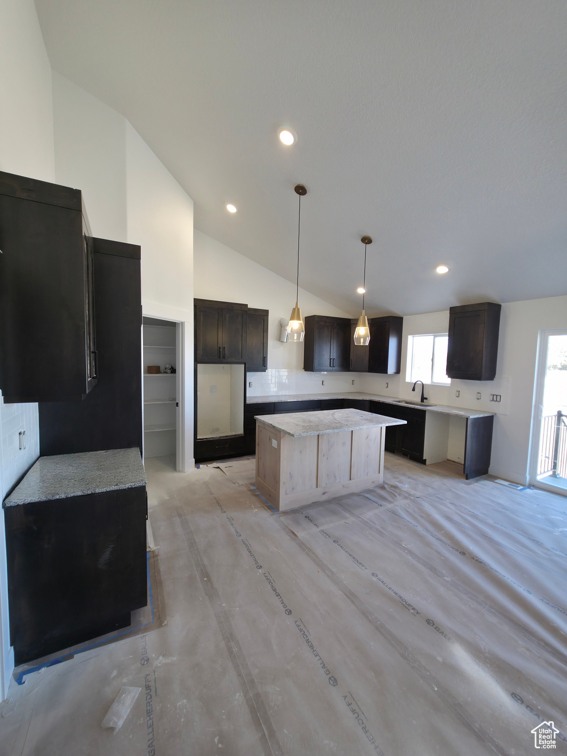 MATTHEWS MEADOWS - Residential