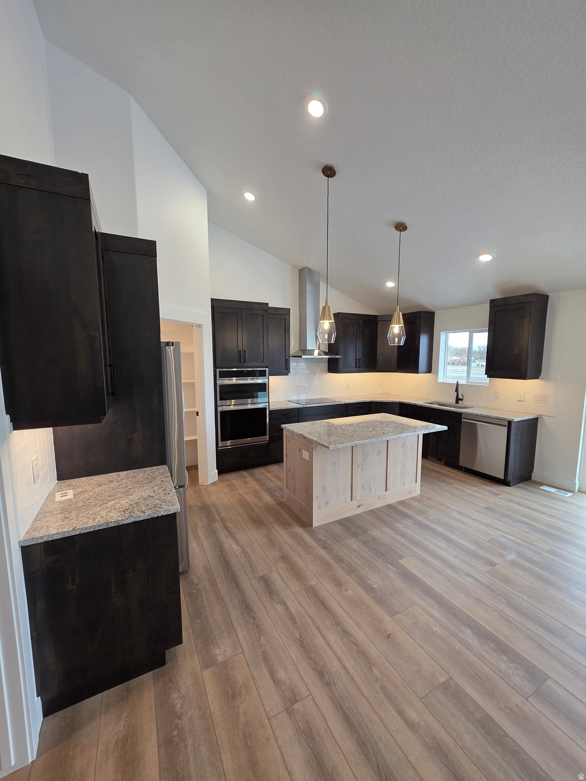 MATTHEWS MEADOWS - Residential