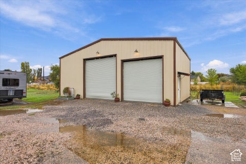 Tiny photo for 445 S SUNSET DR W, Kaysville, UT 84037 (MLS # 2190868)