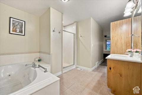Tiny photo for 445 S SUNSET DR W, Kaysville, UT 84037 (MLS # 2190868)