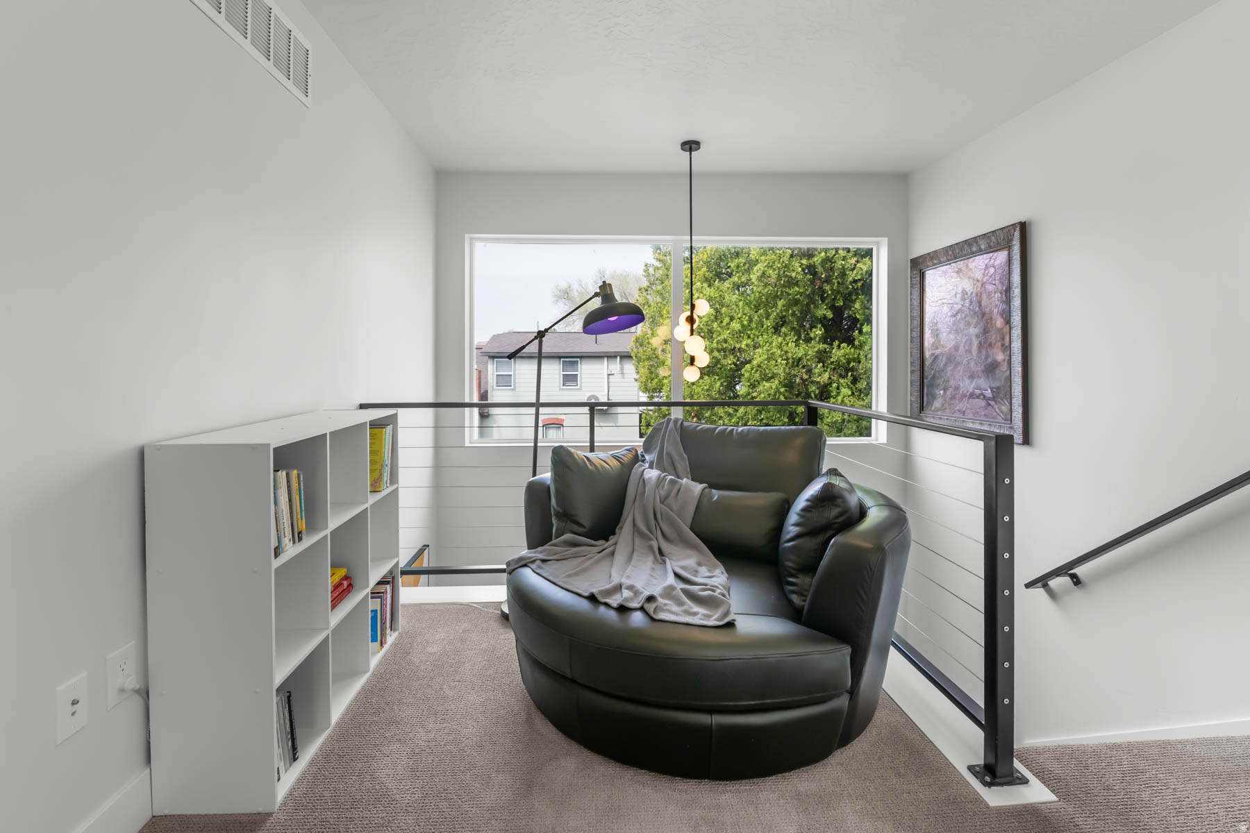 THE GEORGES CONDOMINIUM - Residential