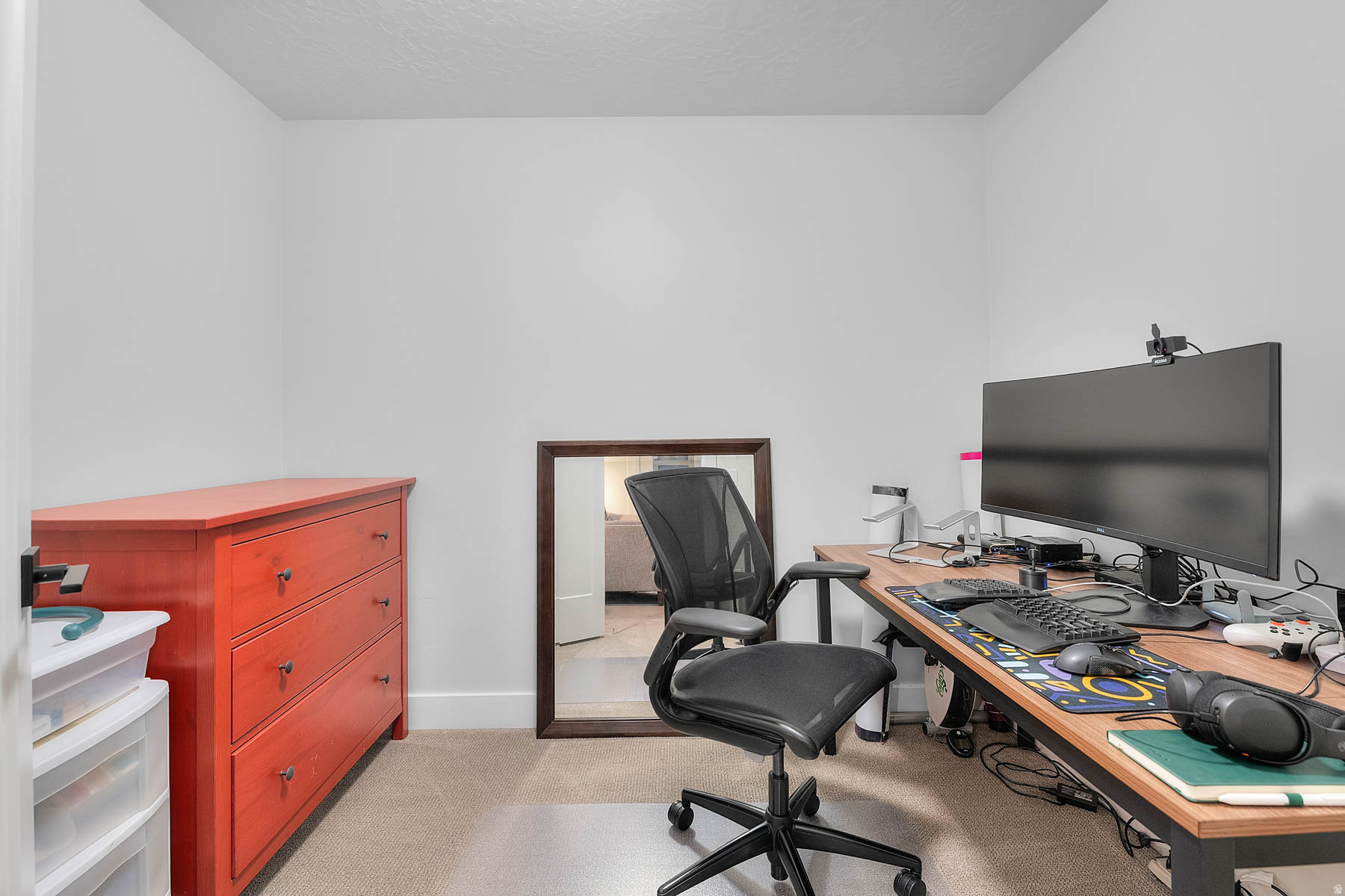 THE GEORGES CONDOMINIUM - Residential