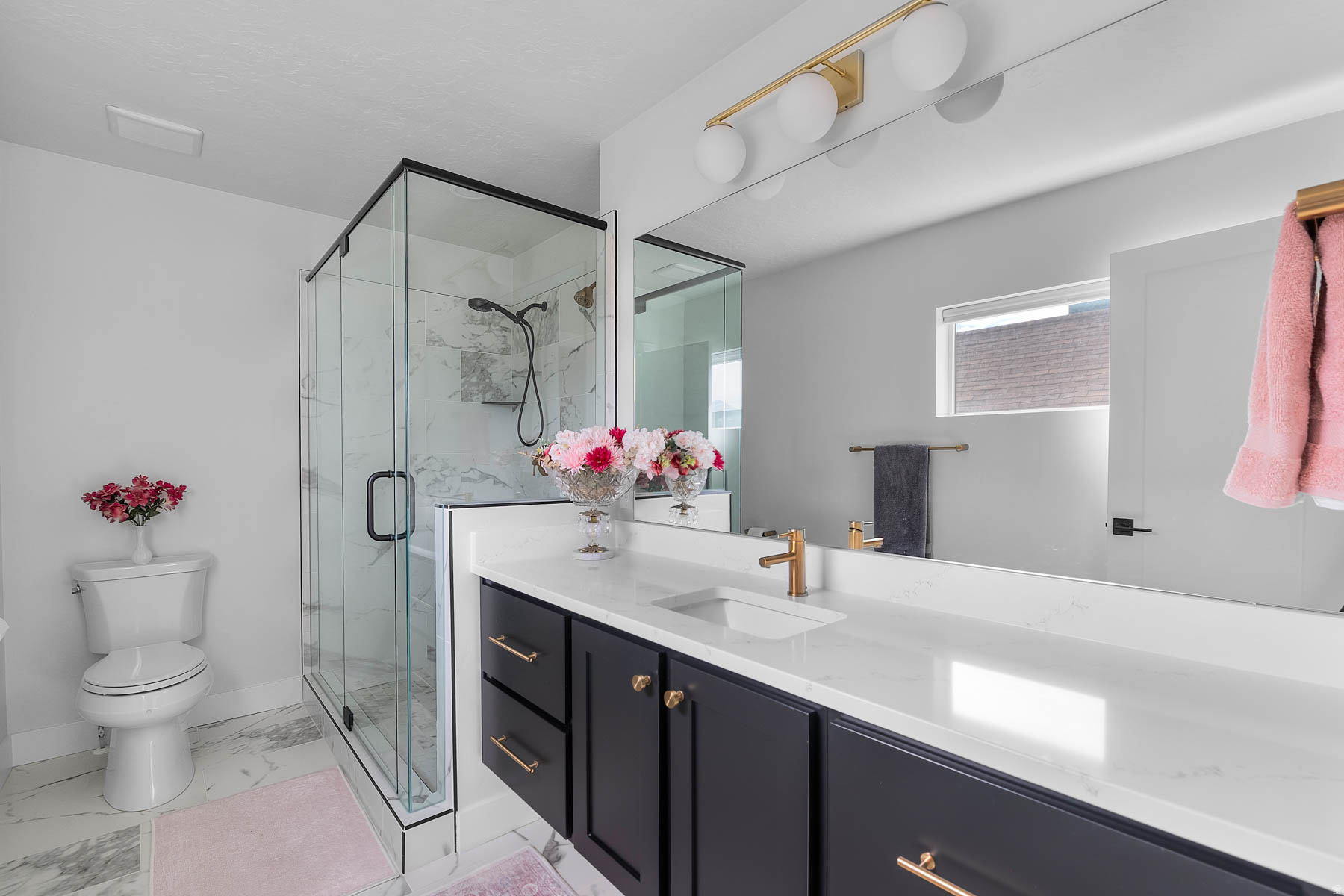 THE GEORGES CONDOMINIUM - Residential