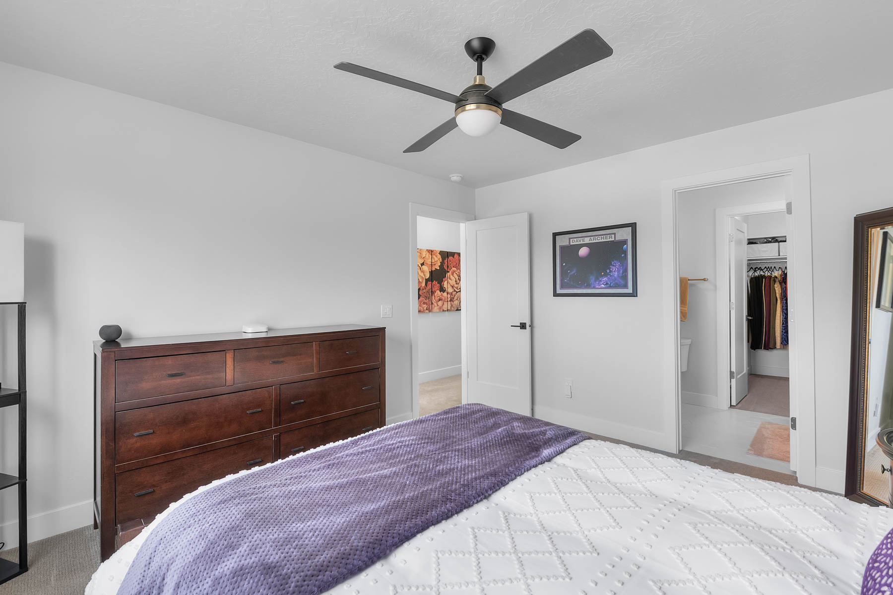 THE GEORGES CONDOMINIUM - Residential