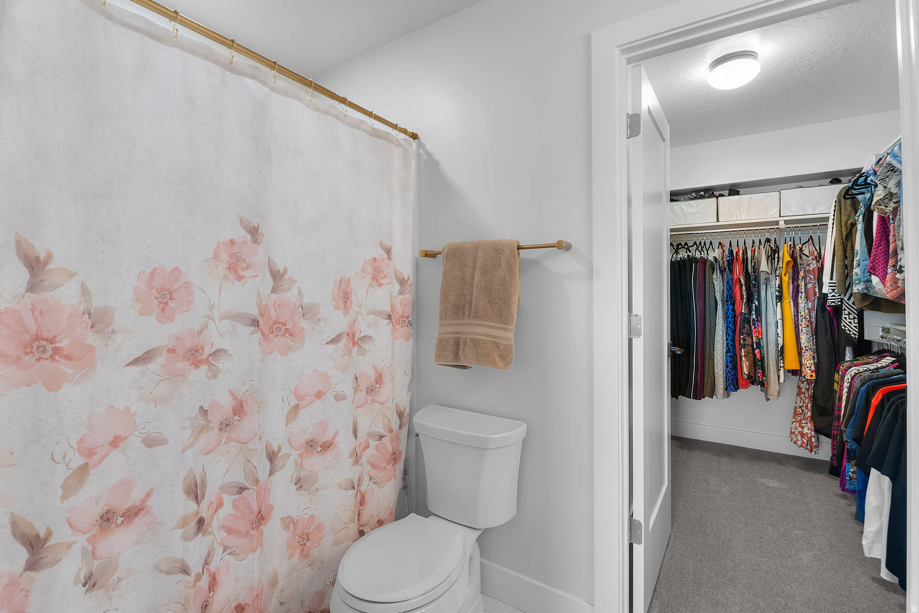 THE GEORGES CONDOMINIUM - Residential