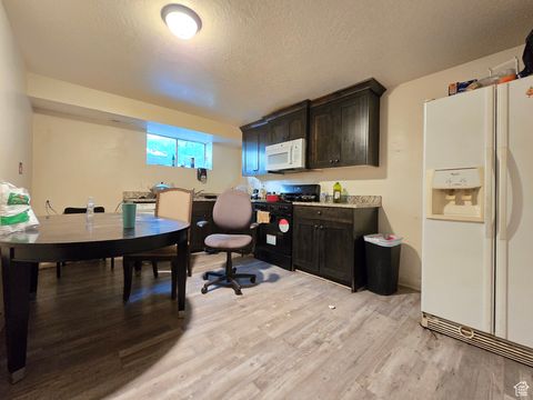 Tiny photo for 1622 S 1000 W, Syracuse, UT 84075 (MLS # 2113683)