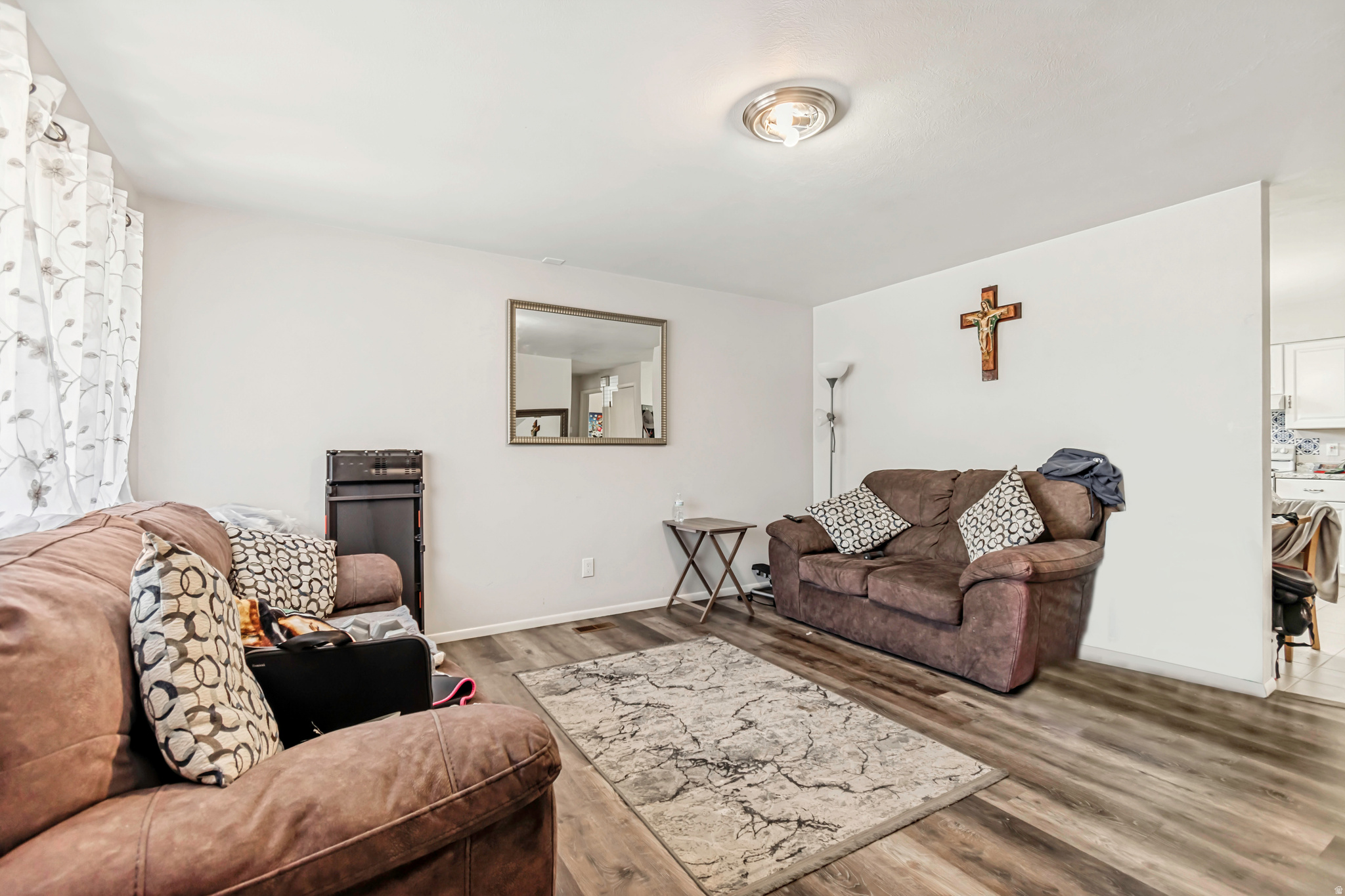 CENTRAL ESTATES - Residential Income