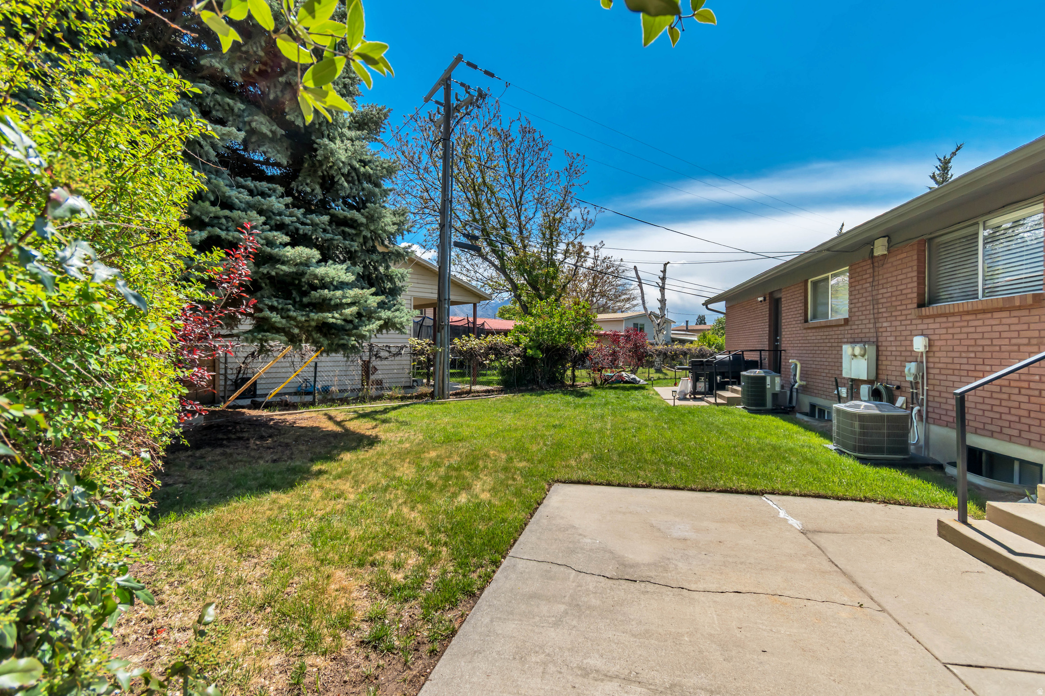 CENTRAL ESTATES - Residential Income