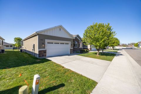 Tiny photo for 122 E 690 S, Smithfield, UT 84335 (MLS # 2154833)