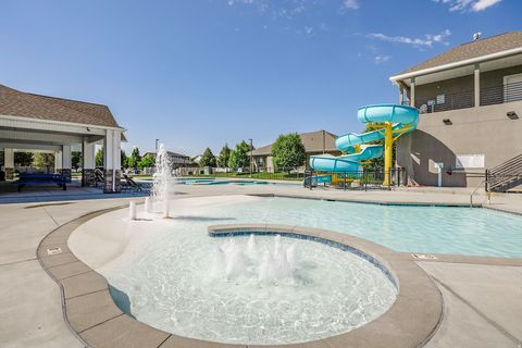 Tiny photo for 122 E 690 S, Smithfield, UT 84335 (MLS # 2154833)