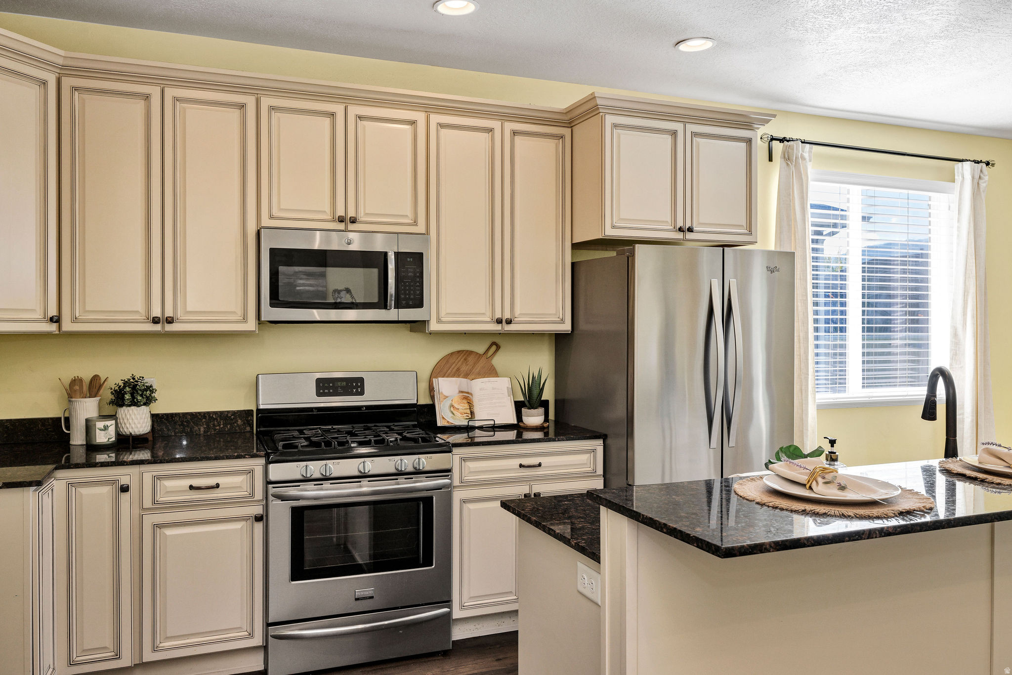 STONE HAVEN - Residential Income