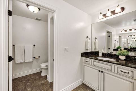 Tiny photo for 122 E 690 S, Smithfield, UT 84335 (MLS # 2154833)