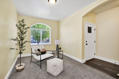 Tiny photo for 122 E 690 S, Smithfield, UT 84335 (MLS # 2154833)